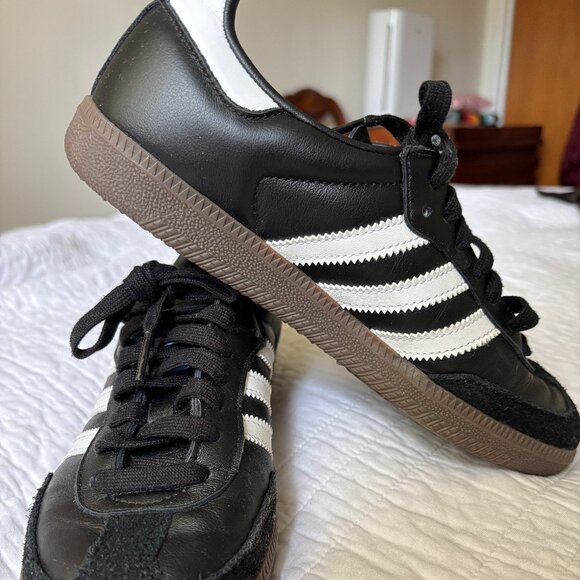 ADIDAS | Samba Womens OG Shoes  - Size Womens 7 - Picture 2 of 8